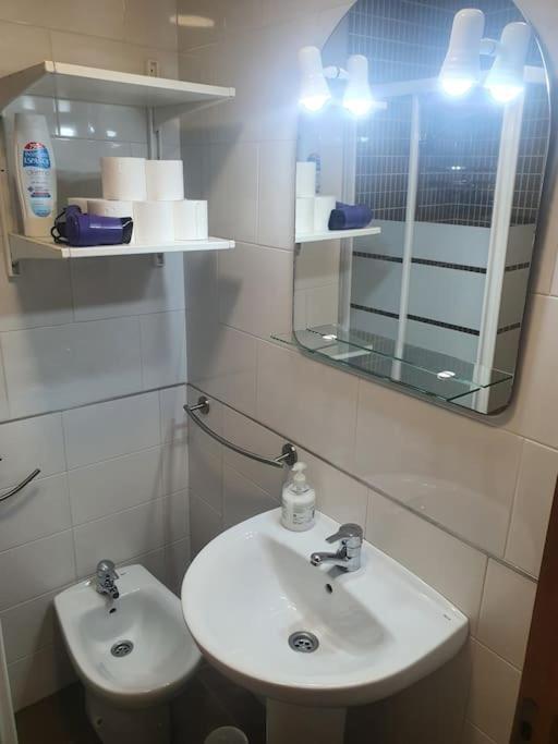 4F, Aire Acondic, 80M2, 2 Dormitorios, 4 Huespedes, Wifi Gratis La Línea de la Concepción Exteriér fotografie